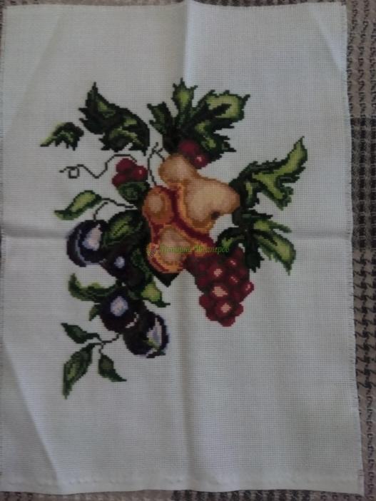 <div style=margin-left:10px><h1>Продажа вышивок на любой вкус</h1><p><a href="/catalog/kartiny/">Картини</a> » <a href="/catalog/kartiny/vyshitye/">Вишиті</a></p><i class="fa fa-map-marker"></i> Херсонская область, Херсон<br /><br /><div class="socdata"><script src="//yastatic.net/es5-shims/0.0.2/es5-shims.min.js"></script>
                                            <script src="//yastatic.net/share2/share.js"></script>
                                            <div class="ya-share2" data-services="facebook,gplus,twitter,lj,viber,whatsapp,skype" data-counter=""></div></div>