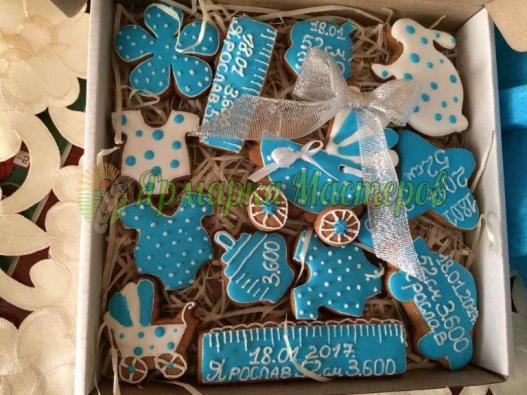 <div style=margin-left:10px><h1>Дизайнерские пряники под заказ</h1><p><a href="/catalog/podarki--suveniry/">Подарунки, сувеніри</a> » <a href="/catalog/podarki--suveniry/podarki/">Подарунки</a></p><i class="fa fa-map-marker"></i> Днепропетровская область, Никополь<br /><br /><div class="socdata"><script src="//yastatic.net/es5-shims/0.0.2/es5-shims.min.js"></script>
                                            <script src="//yastatic.net/share2/share.js"></script>
                                            <div class="ya-share2" data-services="facebook,gplus,twitter,lj,viber,whatsapp,skype" data-counter=""></div></div>