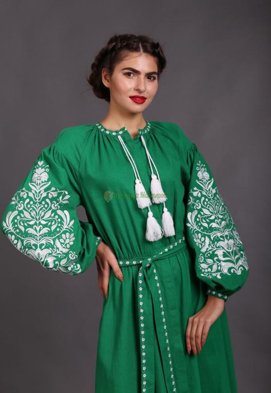 <div style=margin-left:10px><h1>Вышитое платье "Дерево жизни" (зелёный лён)</h1><p><a href="/catalog/shite/">Шиття</a> » <a href="/catalog/shite/shite--odejda/">Шиття, одяг</a></p><i class="fa fa-map-marker"></i> Полтавская область, Полтава<br /><br /><div class="socdata"><script src="//yastatic.net/es5-shims/0.0.2/es5-shims.min.js"></script>
                                            <script src="//yastatic.net/share2/share.js"></script>
                                            <div class="ya-share2" data-services="facebook,gplus,twitter,lj,viber,whatsapp,skype" data-counter=""></div></div>