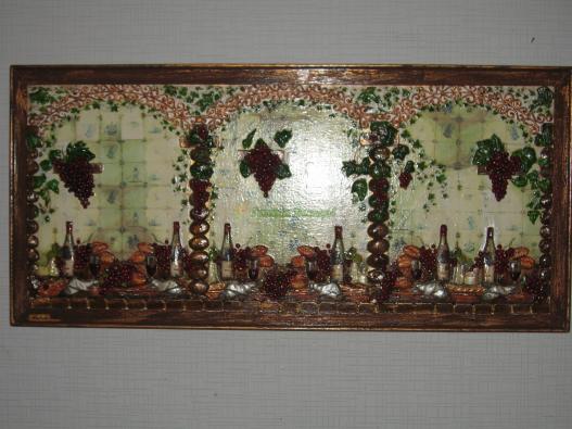 <div style=margin-left:10px><h1>Панно декупаж Вино и сыр</h1><p><a href="/catalog/kartiny/">Картини</a> » <a href="/catalog/kartiny/panno/">Панно</a></p><i class="fa fa-map-marker"></i> Запорожская область, Запорожье<br /><br /><div class="socdata"><script src="//yastatic.net/es5-shims/0.0.2/es5-shims.min.js"></script>
                                            <script src="//yastatic.net/share2/share.js"></script>
                                            <div class="ya-share2" data-services="facebook,gplus,twitter,lj,viber,whatsapp,skype" data-counter=""></div></div>