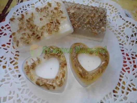 <div style=margin-left:10px><h1>Мыло и косметика</h1><p><a href="/catalog/podarki--suveniry/">Подарунки, сувеніри</a> » <a href="/catalog/podarki--suveniry/mylo/">Мило</a></p><i class="fa fa-map-marker"></i> Киевская область, Киев<br /><br /><div class="socdata"><script src="//yastatic.net/es5-shims/0.0.2/es5-shims.min.js"></script>
                                            <script src="//yastatic.net/share2/share.js"></script>
                                            <div class="ya-share2" data-services="facebook,gplus,twitter,lj,viber,whatsapp,skype" data-counter=""></div></div>