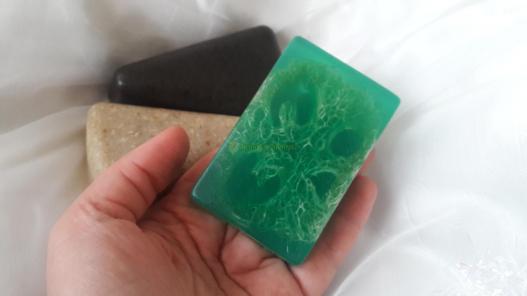 <div style=margin-left:10px><h1>Мыло ручной работы!</h1><p><a href="/catalog/podarki--suveniry/">Подарунки, сувеніри</a> » <a href="/catalog/podarki--suveniry/mylo/">Мило</a></p><i class="fa fa-map-marker"></i> Киевская область, Киев<br /><br /><div class="socdata"><script src="//yastatic.net/es5-shims/0.0.2/es5-shims.min.js"></script>
                                            <script src="//yastatic.net/share2/share.js"></script>
                                            <div class="ya-share2" data-services="facebook,gplus,twitter,lj,viber,whatsapp,skype" data-counter=""></div></div>