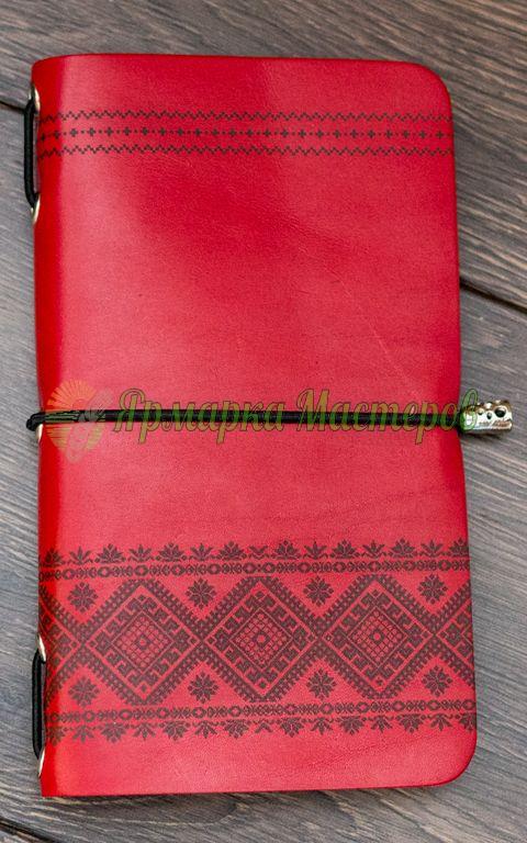 <div style=margin-left:10px><h1>Блокнот </h1><p><a href="/catalog/kancelyarskie-tovary/">Канцелярські товари</a> » <a href="/catalog/kancelyarskie-tovary/bloknoty/">Блокноти</a></p><i class="fa fa-map-marker"></i> Харьковская область, Харьков<br /><br /><div class="socdata"><script src="//yastatic.net/es5-shims/0.0.2/es5-shims.min.js"></script>
                                            <script src="//yastatic.net/share2/share.js"></script>
                                            <div class="ya-share2" data-services="facebook,gplus,twitter,lj,viber,whatsapp,skype" data-counter=""></div></div>