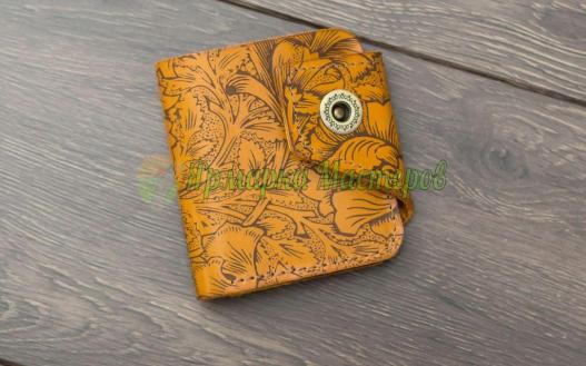 <div style=margin-left:10px><h1>Кошелёк Lancer</h1><p><a href="/catalog/podarki--suveniry/">Подарунки, сувеніри</a> » <a href="/catalog/podarki--suveniry/podarki/">Подарунки</a></p><i class="fa fa-map-marker"></i> Харьковская область, Харьков<br /><br /><div class="socdata"><script src="//yastatic.net/es5-shims/0.0.2/es5-shims.min.js"></script>
                                            <script src="//yastatic.net/share2/share.js"></script>
                                            <div class="ya-share2" data-services="facebook,gplus,twitter,lj,viber,whatsapp,skype" data-counter=""></div></div>