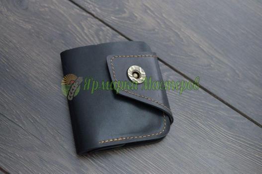 <div style=margin-left:10px><h1>Кошелёк Lancer</h1><p><a href="/catalog/podarki--suveniry/">Подарунки, сувеніри</a> » <a href="/catalog/podarki--suveniry/podarki/">Подарунки</a></p><i class="fa fa-map-marker"></i> Харьковская область, Харьков<br /><br /><div class="socdata"><script src="//yastatic.net/es5-shims/0.0.2/es5-shims.min.js"></script>
                                            <script src="//yastatic.net/share2/share.js"></script>
                                            <div class="ya-share2" data-services="facebook,gplus,twitter,lj,viber,whatsapp,skype" data-counter=""></div></div>