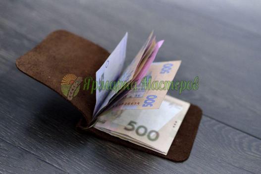 <div style=margin-left:10px><h1>Зажим для женег</h1><p><a href="/catalog/podarki--suveniry/">Подарунки, сувеніри</a> » <a href="/catalog/podarki--suveniry/podarki/">Подарунки</a></p><i class="fa fa-map-marker"></i> Харьковская область, Харьков<br /><br /><div class="socdata"><script src="//yastatic.net/es5-shims/0.0.2/es5-shims.min.js"></script>
                                            <script src="//yastatic.net/share2/share.js"></script>
                                            <div class="ya-share2" data-services="facebook,gplus,twitter,lj,viber,whatsapp,skype" data-counter=""></div></div>