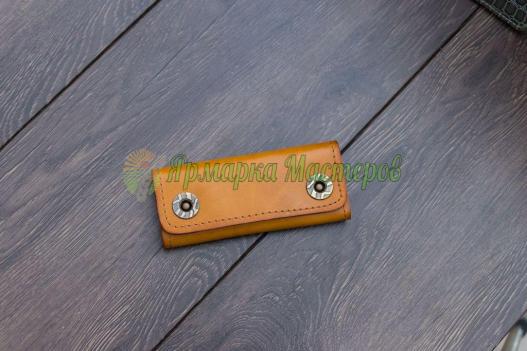 <div style=margin-left:10px><h1>Ключница</h1><p><a href="/catalog/podarki--suveniry/">Подарунки, сувеніри</a> » <a href="/catalog/podarki--suveniry/podarki/">Подарунки</a></p><i class="fa fa-map-marker"></i> Харьковская область, Харьков<br /><br /><div class="socdata"><script src="//yastatic.net/es5-shims/0.0.2/es5-shims.min.js"></script>
                                            <script src="//yastatic.net/share2/share.js"></script>
                                            <div class="ya-share2" data-services="facebook,gplus,twitter,lj,viber,whatsapp,skype" data-counter=""></div></div>