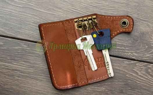 <div style=margin-left:10px><h1>Ключница</h1><p><a href="/catalog/podarki--suveniry/">Подарунки, сувеніри</a> » <a href="/catalog/podarki--suveniry/podarki/">Подарунки</a></p><i class="fa fa-map-marker"></i> Харьковская область, Харьков<br /><br /><script src="//yastatic.net/es5-shims/0.0.2/es5-shims.min.js"></script>
                                            <script src="//yastatic.net/share2/share.js"></script>
                                            <div class="ya-share2" data-services="facebook,gplus,twitter,lj,viber,whatsapp,skype" data-counter=""></div><br /><div class="socdata"></div></div>