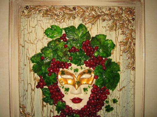 <div style=margin-left:10px><h1>Панно Венецианская маска-Мадам Виноград</h1><p><a href="/catalog/kartiny/">Картини</a> » <a href="/catalog/kartiny/panno/">Панно</a></p><i class="fa fa-map-marker"></i> Запорожская область, Запорожье<br /><br /><div class="socdata"><script src="//yastatic.net/es5-shims/0.0.2/es5-shims.min.js"></script>
                                            <script src="//yastatic.net/share2/share.js"></script>
                                            <div class="ya-share2" data-services="facebook,gplus,twitter,lj,viber,whatsapp,skype" data-counter=""></div></div>