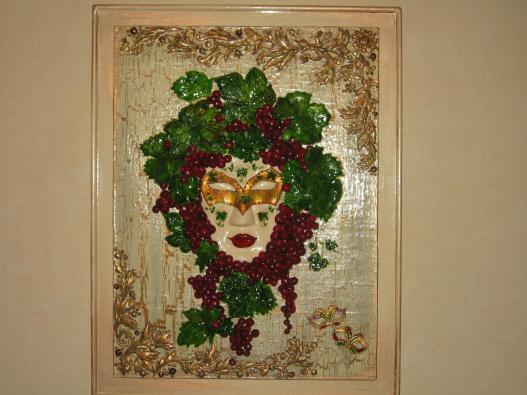 <div style=margin-left:10px><h1>Панно Венецианская маска-Мадам Виноград</h1><p><a href="/catalog/kartiny/">Картини</a> » <a href="/catalog/kartiny/panno/">Панно</a></p><i class="fa fa-map-marker"></i> Запорожская область, Запорожье<br /><br /><div class="socdata"><script src="//yastatic.net/es5-shims/0.0.2/es5-shims.min.js"></script>
                                            <script src="//yastatic.net/share2/share.js"></script>
                                            <div class="ya-share2" data-services="facebook,gplus,twitter,lj,viber,whatsapp,skype" data-counter=""></div></div>