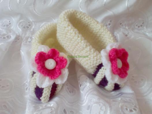 <div style=margin-left:10px><h1>Тапочки-цветочки для девочки</h1><p><a href="/catalog/rukodelie/">Рукоділля</a> » <a href="/catalog/rukodelie/rukodelie--obschee/">Рукоділля, загальне</a></p><i class="fa fa-map-marker"></i> Сумская область, Сумы<br /><br /><div class="socdata"><script src="//yastatic.net/es5-shims/0.0.2/es5-shims.min.js"></script>
                                            <script src="//yastatic.net/share2/share.js"></script>
                                            <div class="ya-share2" data-services="facebook,gplus,twitter,lj,viber,whatsapp,skype" data-counter=""></div></div>