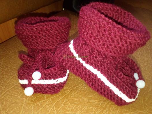 <div style=margin-left:10px><h1>Пинетки-носочки</h1><p><a href="/catalog/rukodelie/">Рукоділля</a> » <a href="/catalog/rukodelie/rukodelie--obschee/">Рукоділля, загальне</a></p><i class="fa fa-map-marker"></i> Сумская область, Сумы<br /><br /><div class="socdata"><script src="//yastatic.net/es5-shims/0.0.2/es5-shims.min.js"></script>
                                            <script src="//yastatic.net/share2/share.js"></script>
                                            <div class="ya-share2" data-services="facebook,gplus,twitter,lj,viber,whatsapp,skype" data-counter=""></div></div>