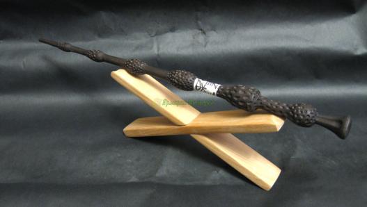 <div style=margin-left:10px><h1>Волшебная паалочка</h1><p><a href="/catalog/podarki--suveniry/">Подарунки, сувеніри</a> » <a href="/catalog/podarki--suveniry/suveniry/">Сувеніри</a></p><i class="fa fa-map-marker"></i> Киевская область, Ирпень<br /><br /><div class="socdata"><script src="//yastatic.net/es5-shims/0.0.2/es5-shims.min.js"></script>
                                            <script src="//yastatic.net/share2/share.js"></script>
                                            <div class="ya-share2" data-services="facebook,gplus,twitter,lj,viber,whatsapp,skype" data-counter=""></div></div>