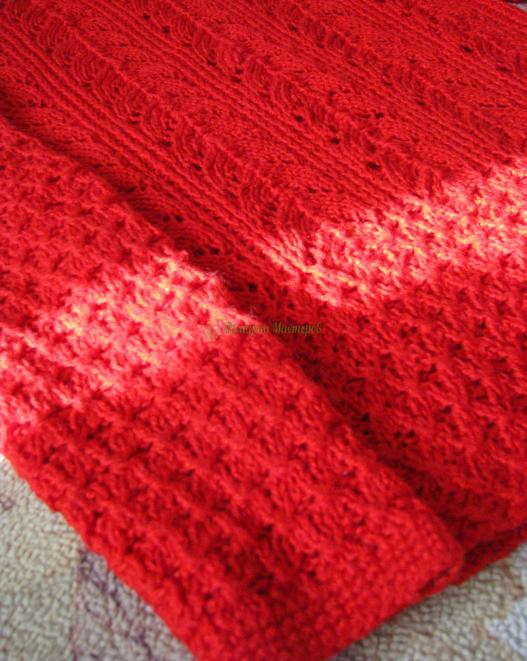 <div style=margin-left:10px><h1>Ажурный женский свитер</h1><p><a href="/catalog/rukodelie/">Рукоділля</a> » <a href="/catalog/rukodelie/rukodelie--obschee/">Рукоділля, загальне</a></p><i class="fa fa-map-marker"></i> Сумская область, Сумы<br /><br /><div class="socdata"><script src="//yastatic.net/es5-shims/0.0.2/es5-shims.min.js"></script>
                                            <script src="//yastatic.net/share2/share.js"></script>
                                            <div class="ya-share2" data-services="facebook,gplus,twitter,lj,viber,whatsapp,skype" data-counter=""></div></div>