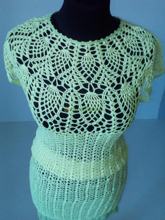 <div style=margin-left:10px><h1>Летнее ажурное женское платье, связанное крючком</h1><p><a href="/catalog/rukodelie/">Рукоділля</a> » <a href="/catalog/rukodelie/rukodelie--obschee/">Рукоділля, загальне</a></p><i class="fa fa-map-marker"></i> Сумская область, Сумы<br /><br /><div class="socdata"><script src="//yastatic.net/es5-shims/0.0.2/es5-shims.min.js"></script>
                                            <script src="//yastatic.net/share2/share.js"></script>
                                            <div class="ya-share2" data-services="facebook,gplus,twitter,lj,viber,whatsapp,skype" data-counter=""></div></div>