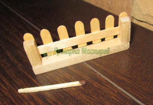 <div style=margin-left:10px><h1>Миниатюрный заборчик</h1><p><a href="/catalog/miniatyury/">Мініатюри</a> » <a href="/catalog/miniatyury/raznoe/">Рiзне</a></p><i class="fa fa-map-marker"></i> Полтавская область, Полтава<br /><br /><div class="socdata"><script src="//yastatic.net/es5-shims/0.0.2/es5-shims.min.js"></script>
                                            <script src="//yastatic.net/share2/share.js"></script>
                                            <div class="ya-share2" data-services="facebook,gplus,twitter,lj,viber,whatsapp,skype" data-counter=""></div></div>