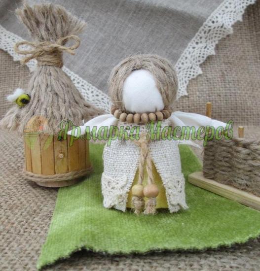 <div style=margin-left:10px><h1>Миниатюрный улей.</h1><p><a href="/catalog/miniatyury/">Мініатюри</a> » <a href="/catalog/miniatyury/raznoe/">Рiзне</a></p><i class="fa fa-map-marker"></i> Полтавская область, Полтава<br /><br /><div class="socdata"><script src="//yastatic.net/es5-shims/0.0.2/es5-shims.min.js"></script>
                                            <script src="//yastatic.net/share2/share.js"></script>
                                            <div class="ya-share2" data-services="facebook,gplus,twitter,lj,viber,whatsapp,skype" data-counter=""></div></div>