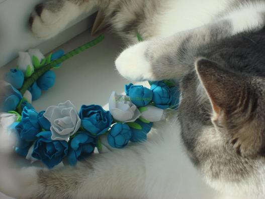 <div style=margin-left:10px><h1>Ободок "Веяние зимы"</h1><p><a href="/catalog/ukrasheniya/">Прикраси</a> » <a href="/catalog/ukrasheniya/aksessuary/">Аксесуари</a></p><i class="fa fa-map-marker"></i> Донецкая область, Краматорск<br /><br /><div class="socdata"><script src="//yastatic.net/es5-shims/0.0.2/es5-shims.min.js"></script>
                                            <script src="//yastatic.net/share2/share.js"></script>
                                            <div class="ya-share2" data-services="facebook,gplus,twitter,lj,viber,whatsapp,skype" data-counter=""></div></div>