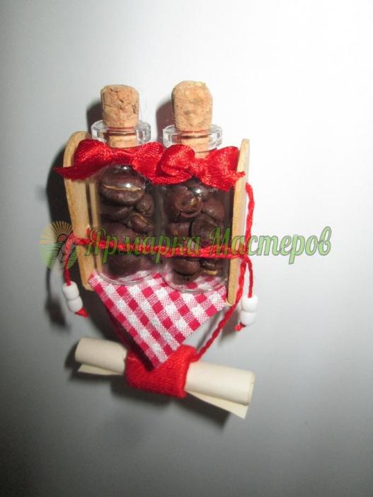 <div style=margin-left:10px><h1>Магнитик на холодильник</h1><p><a href="/catalog/podarki--suveniry/">Подарунки, сувеніри</a> » <a href="/catalog/podarki--suveniry/suveniry/">Сувеніри</a></p><i class="fa fa-map-marker"></i> Полтавская область, Полтава<br /><br /><div class="socdata"><script src="//yastatic.net/es5-shims/0.0.2/es5-shims.min.js"></script>
                                            <script src="//yastatic.net/share2/share.js"></script>
                                            <div class="ya-share2" data-services="facebook,gplus,twitter,lj,viber,whatsapp,skype" data-counter=""></div></div>